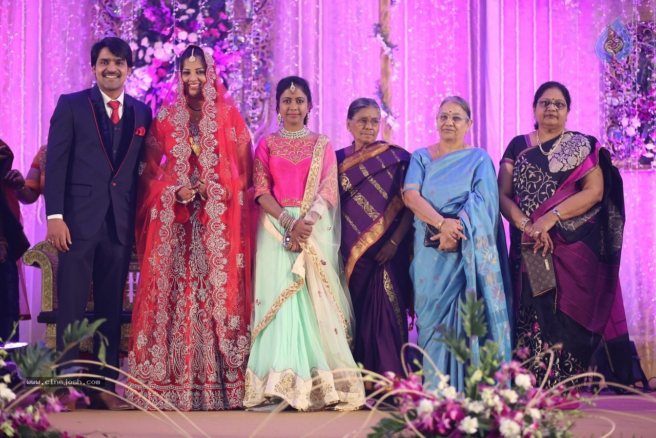 Celebs at Ali Brother Khayum Wedding Reception 02 - 76 / 165 photos
