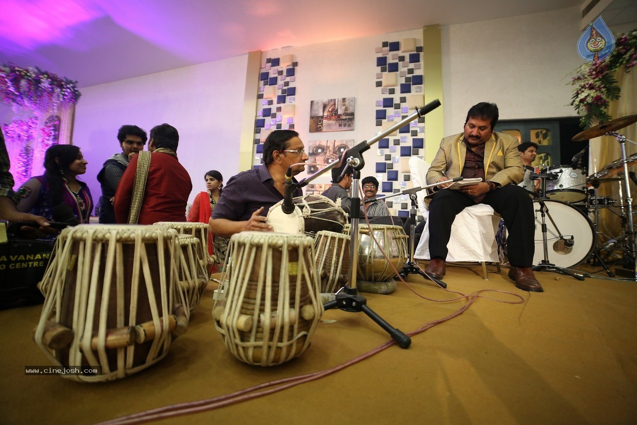 Celebs at Ali Brother Khayum Wedding Reception 02 - 82 / 165 photos