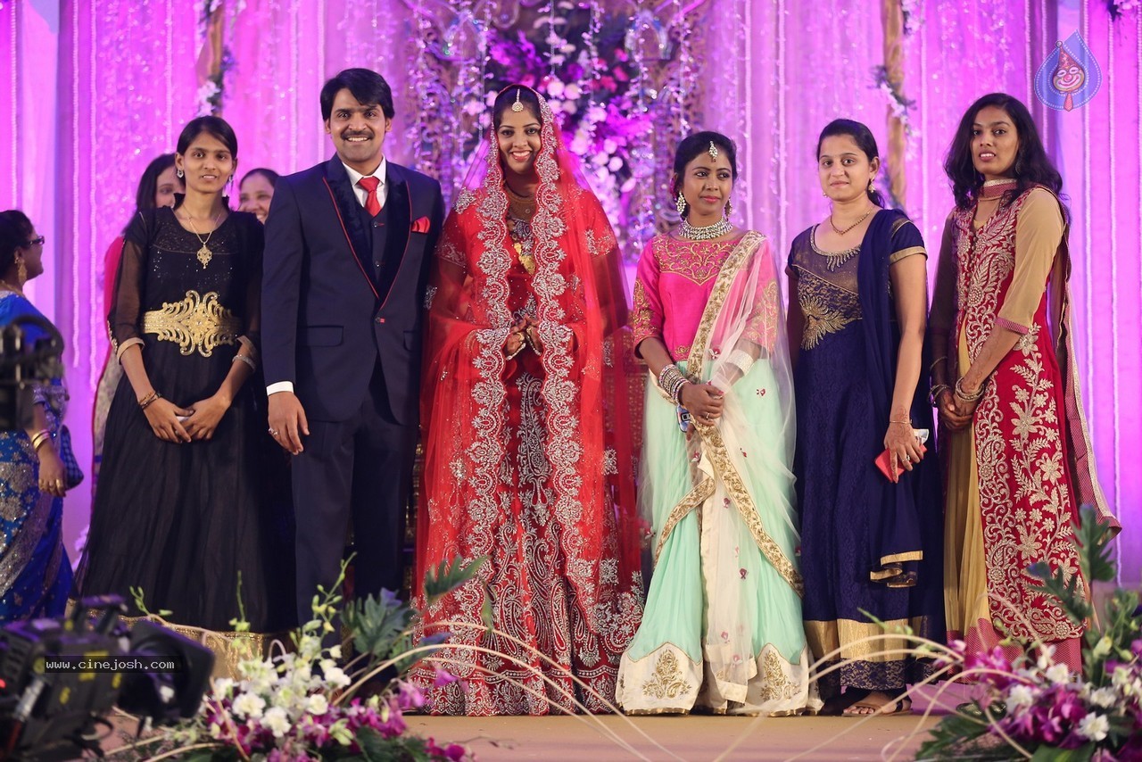 Celebs at Ali Brother Khayum Wedding Reception 02 - 85 / 165 photos