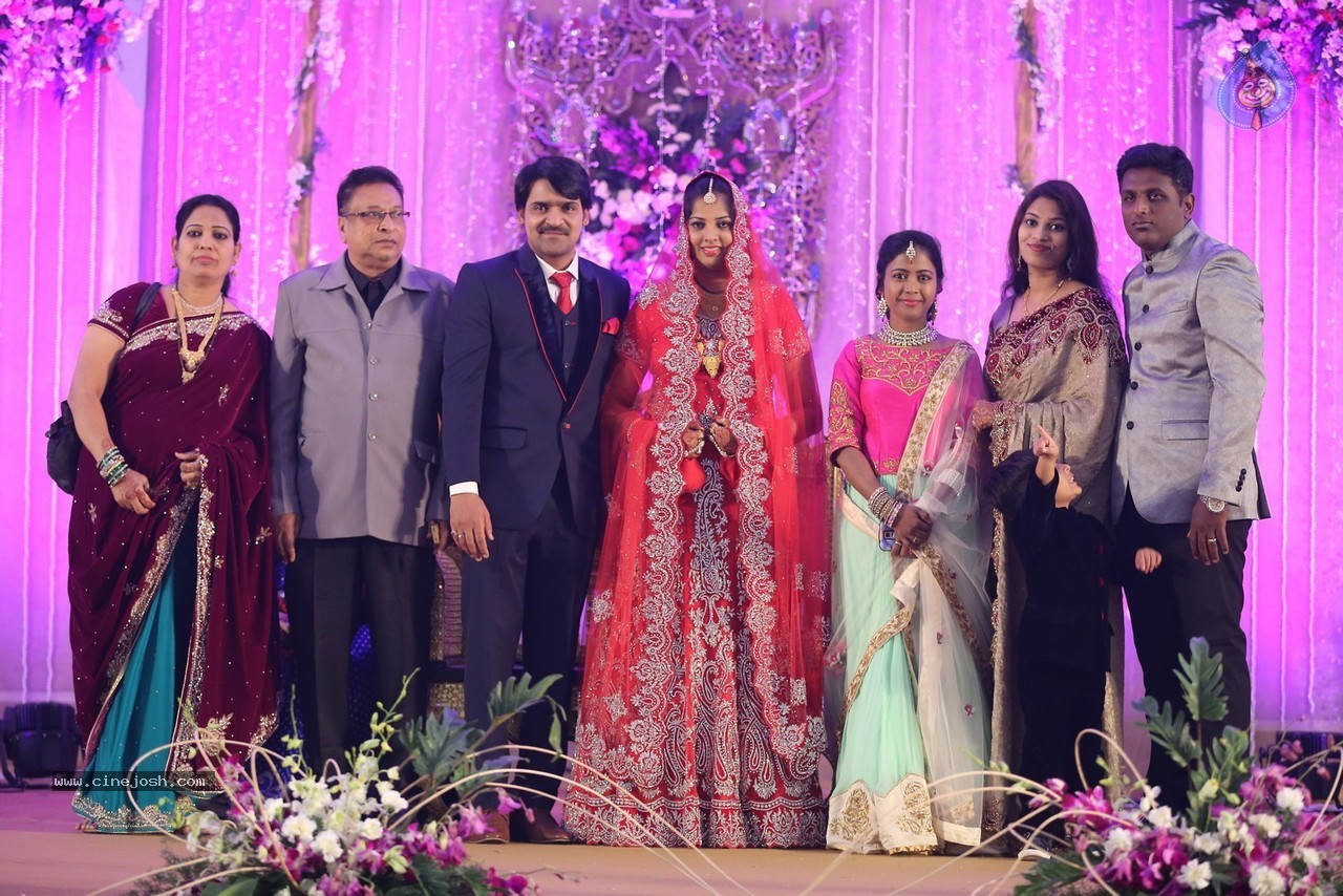 Celebs at Ali Brother Khayum Wedding Reception 02 - 131 / 165 photos
