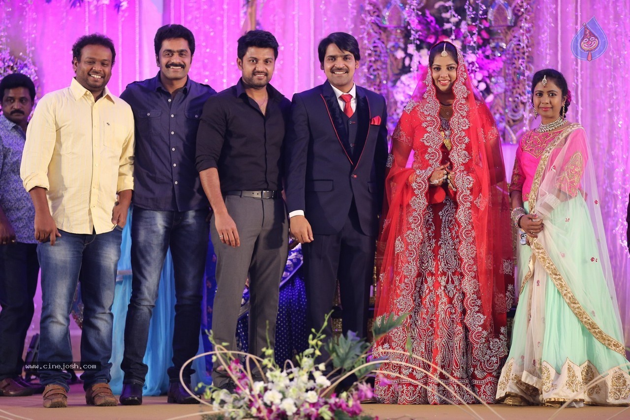 Celebs at Ali Brother Khayum Wedding Reception 02 - 160 / 165 photos
