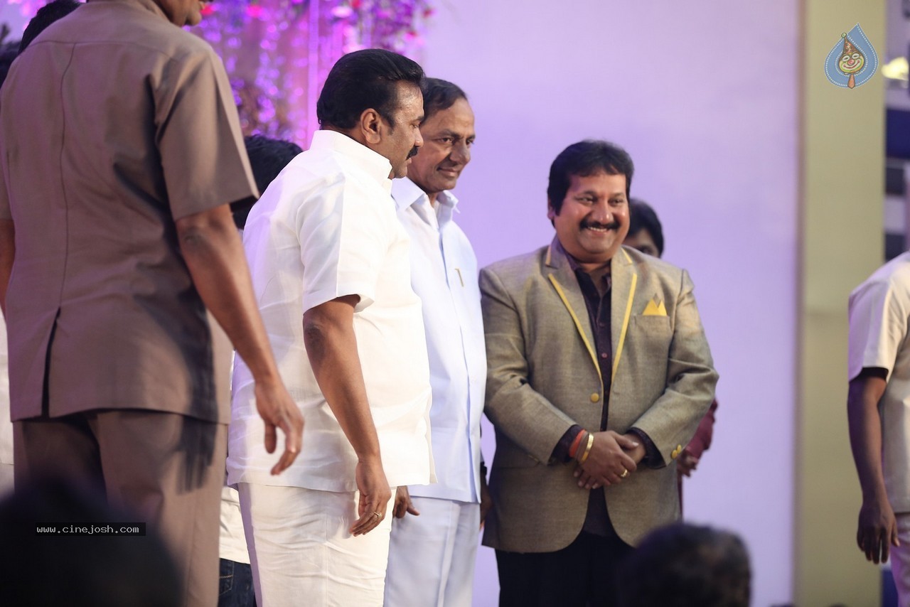 Celebs at Ali Brother Khayum Wedding Reception 02 - 162 / 165 photos