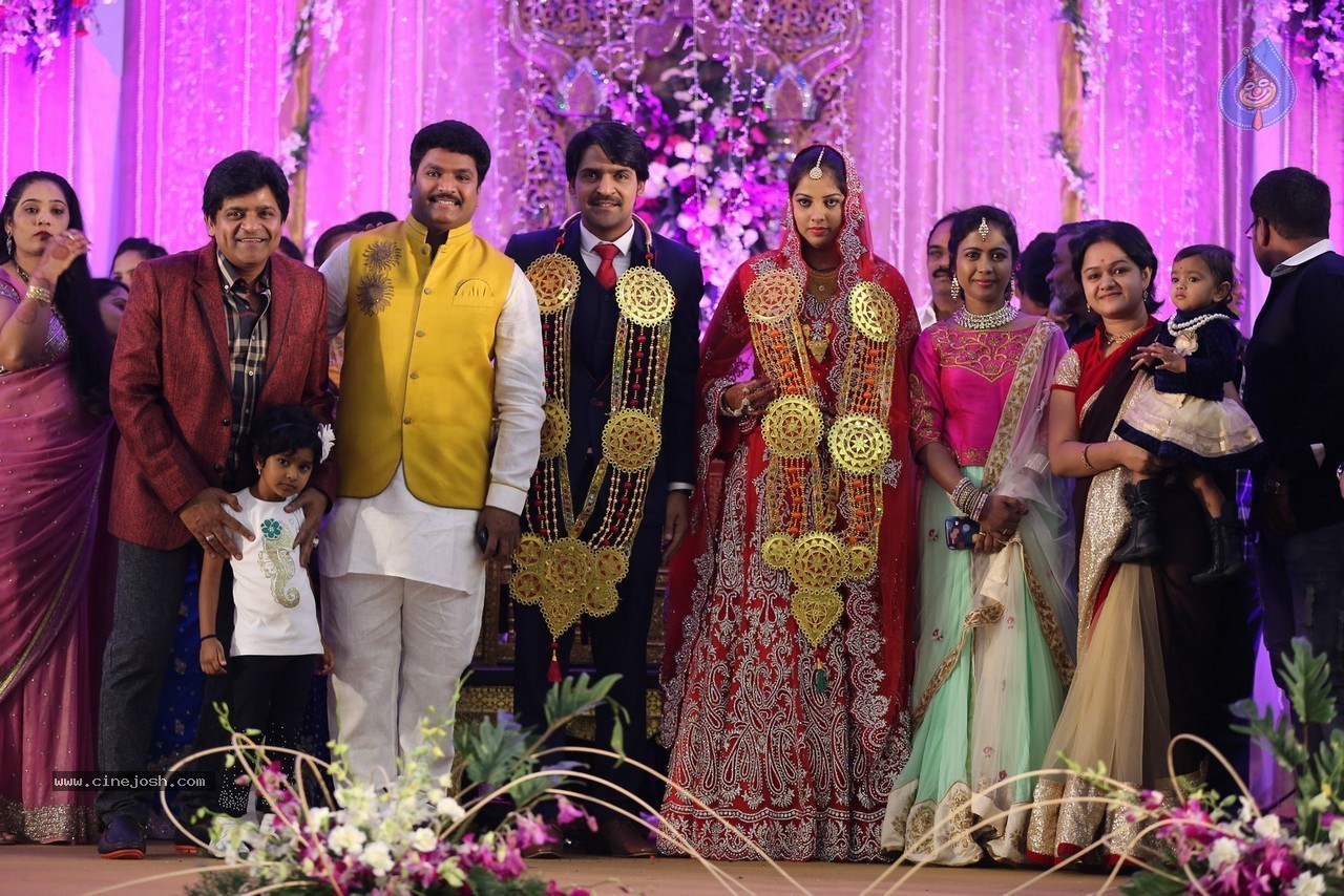 Celebs at Ali Brother Khayum Wedding Reception 03 - 31 / 165 photos