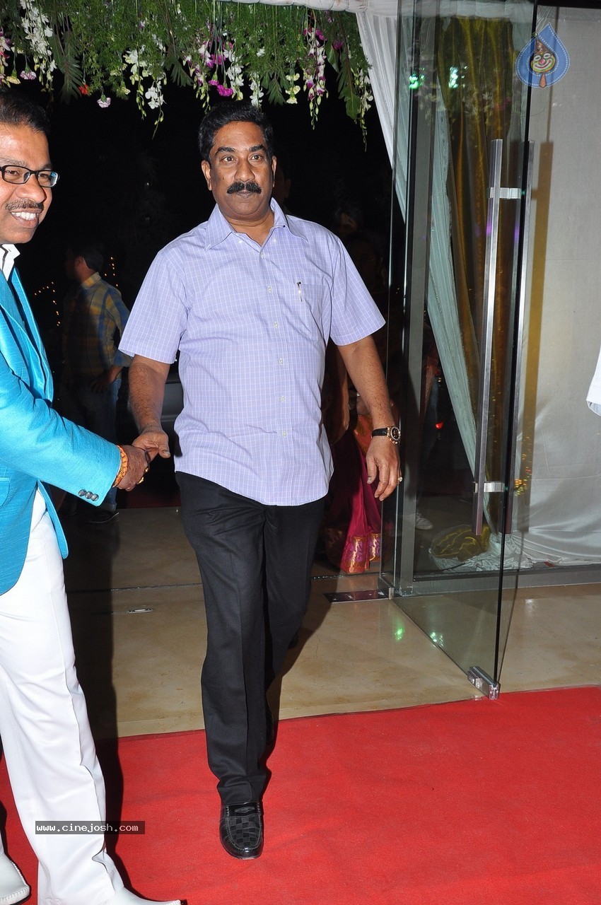 Celebs at Ali Brother Khayum Wedding Reception 03 - 52 / 165 photos