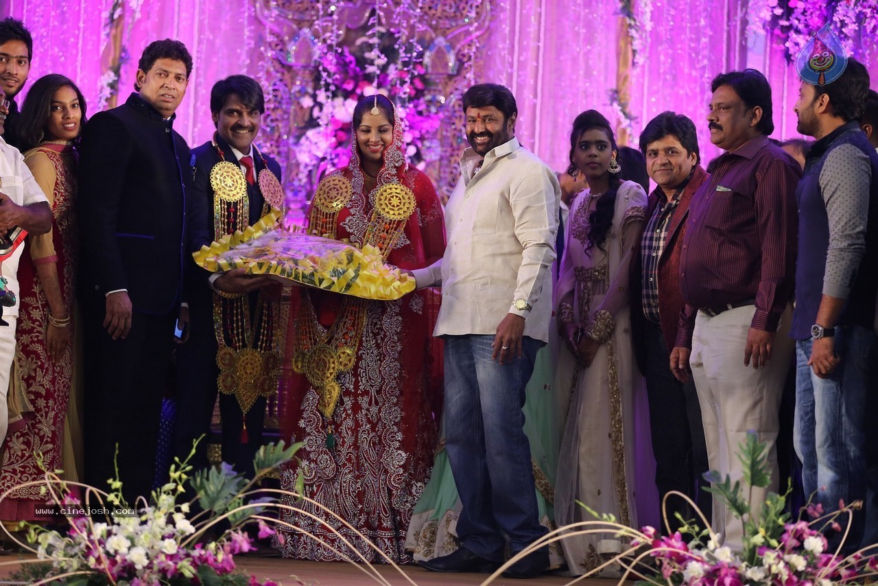 Celebs at Ali Brother Khayum Wedding Reception 03 - 82 / 165 photos