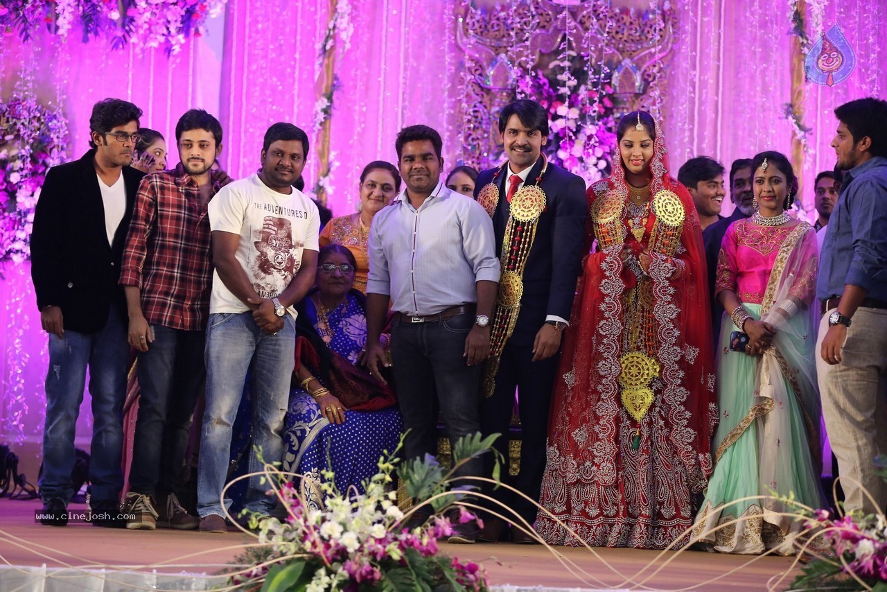 Celebs at Ali Brother Khayum Wedding Reception 03 - 90 / 165 photos