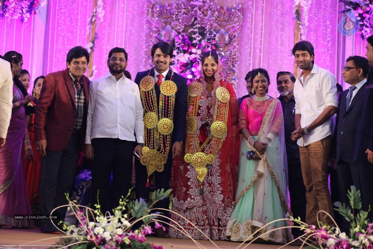Celebs at Ali Brother Khayum Wedding Reception 03 - 106 / 165 photos
