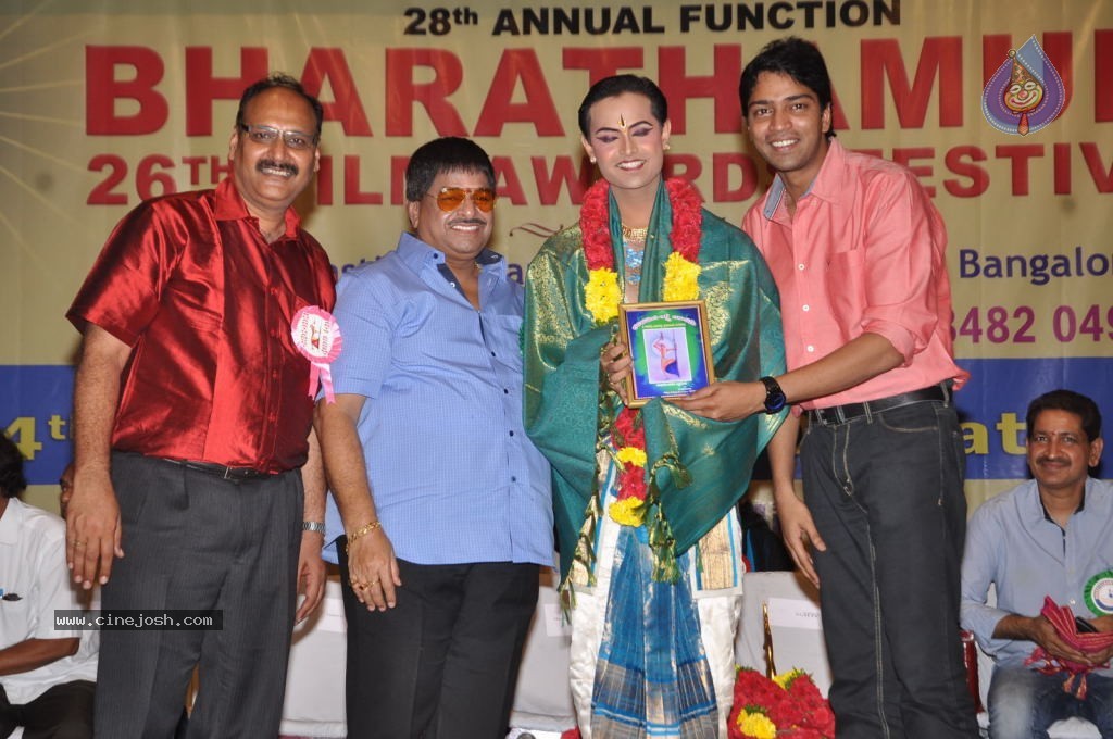 Celebs at Bharatamuni Awards - 2 / 250 photos