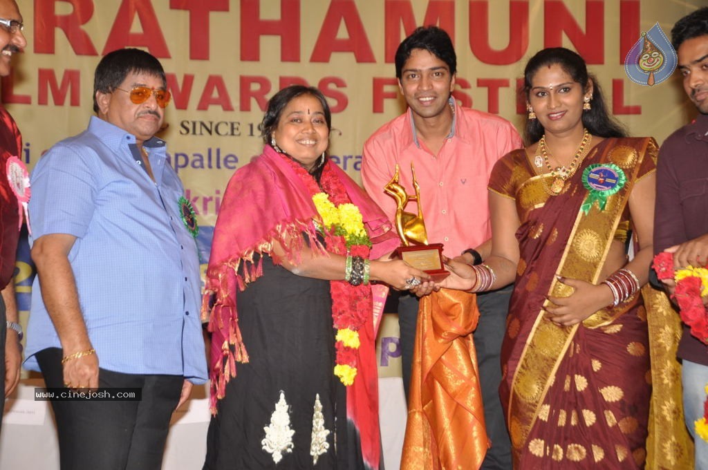 Celebs at Bharatamuni Awards - 27 / 250 photos
