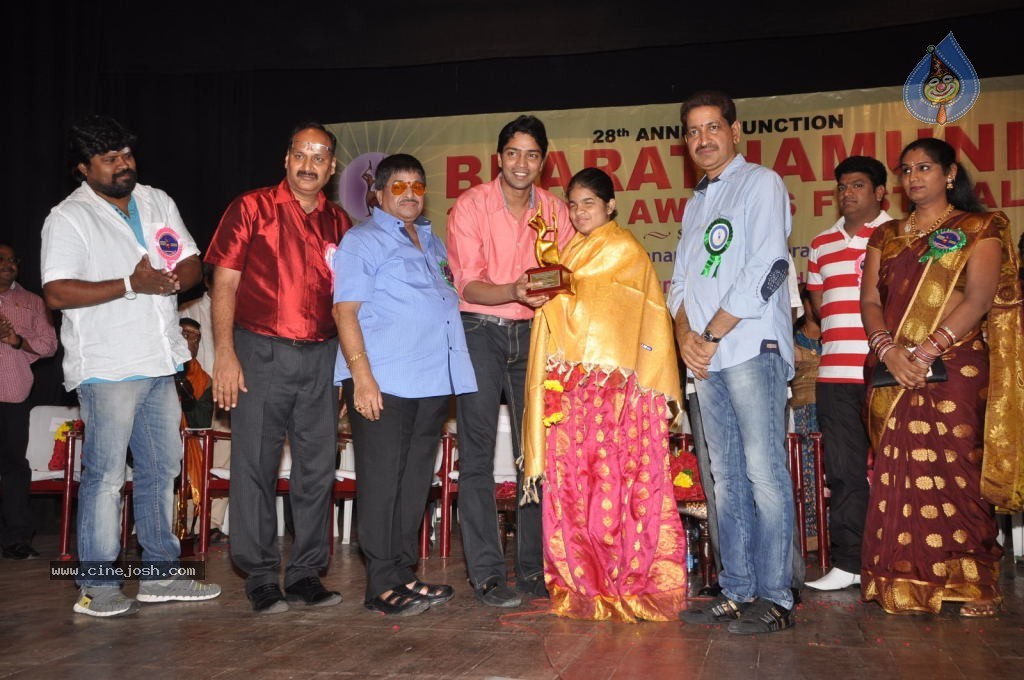 Celebs at Bharatamuni Awards - 96 / 250 photos