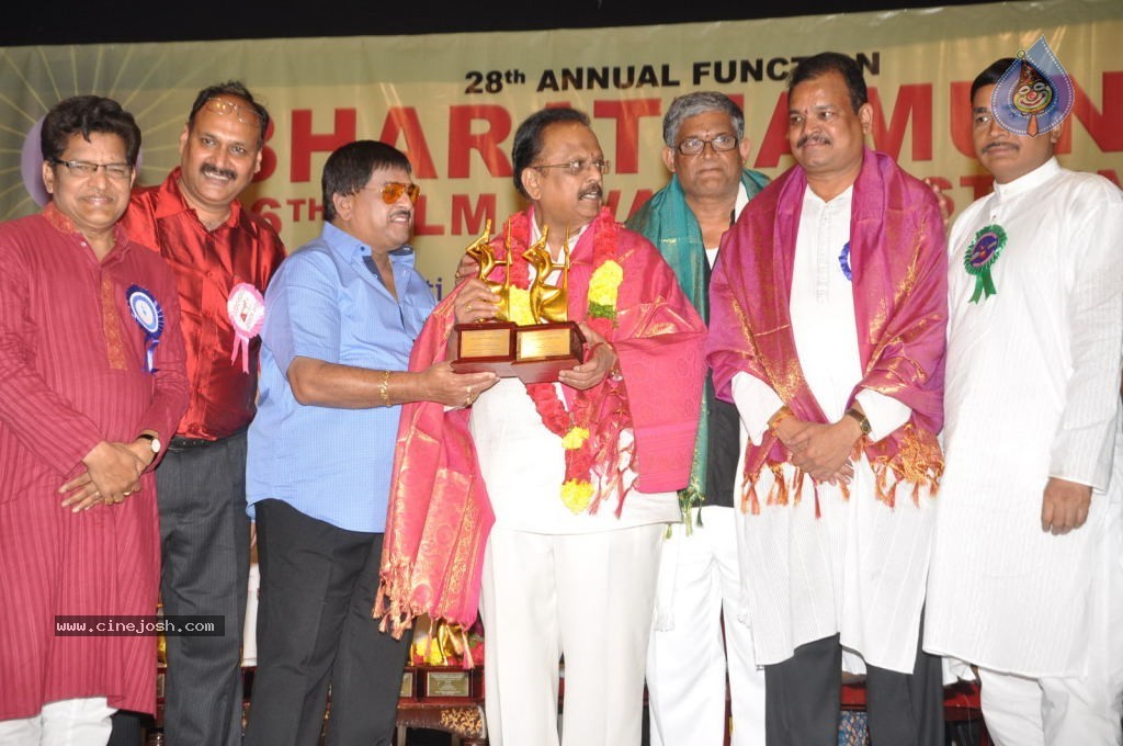 Celebs at Bharatamuni Awards - 108 / 250 photos