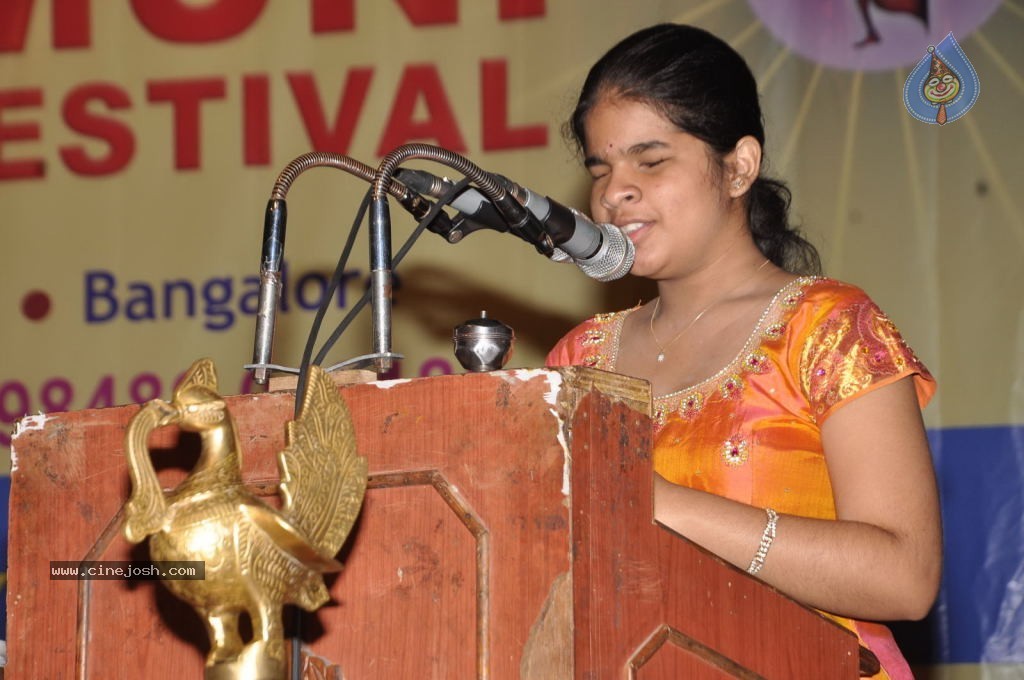 Celebs at Bharatamuni Awards - 189 / 250 photos