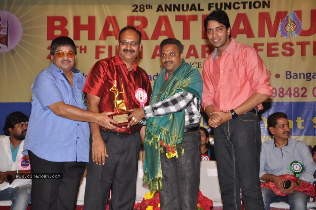 Celebs at Bharatamuni Awards - 201 / 250 photos
