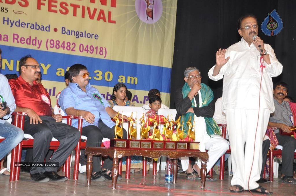 Celebs at Bharatamuni Awards - 214 / 250 photos