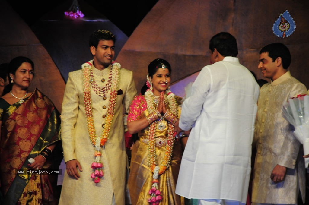 Dil Raju Daughter Hanshitha Engagement 01 - 84 / 106 photos