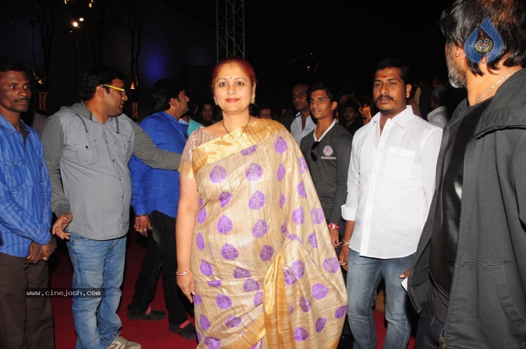 Dil Raju Daughter Hanshitha Engagement 01 - 96 / 106 photos