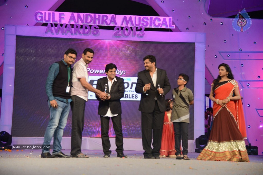 Celebs at Gama Awards 2013 - 35 / 321 photos