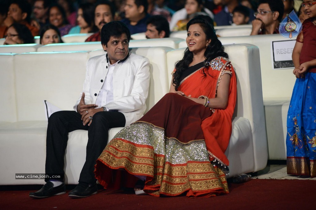 Celebs at Gama Awards 2013 - 43 / 321 photos