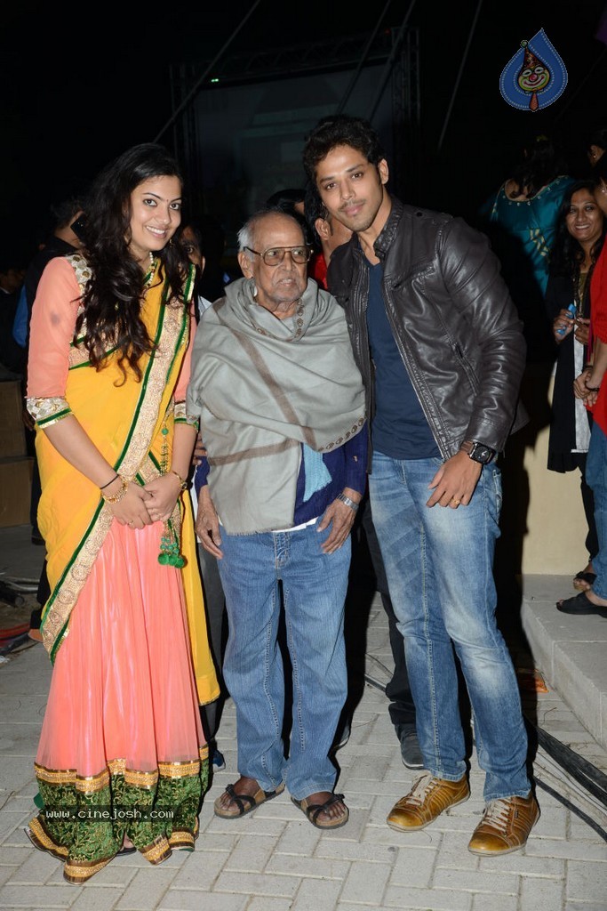 Celebs at Gama Awards 2013 - 49 / 321 photos