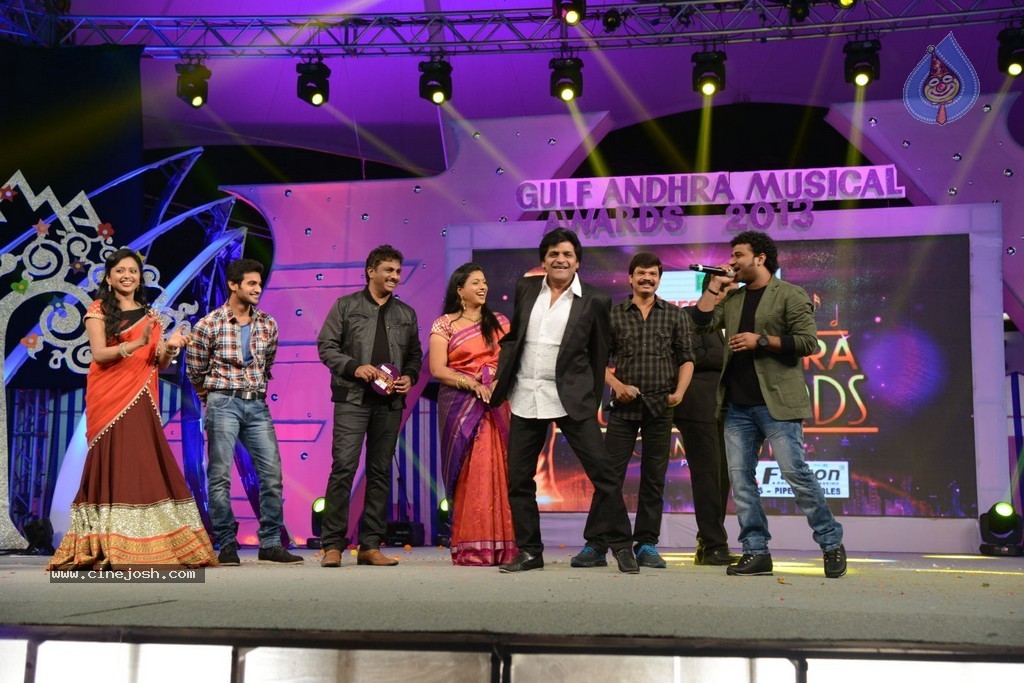 Celebs at Gama Awards 2013 - 76 / 321 photos