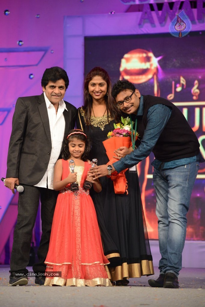 Celebs at Gama Awards 2013 - 95 / 321 photos