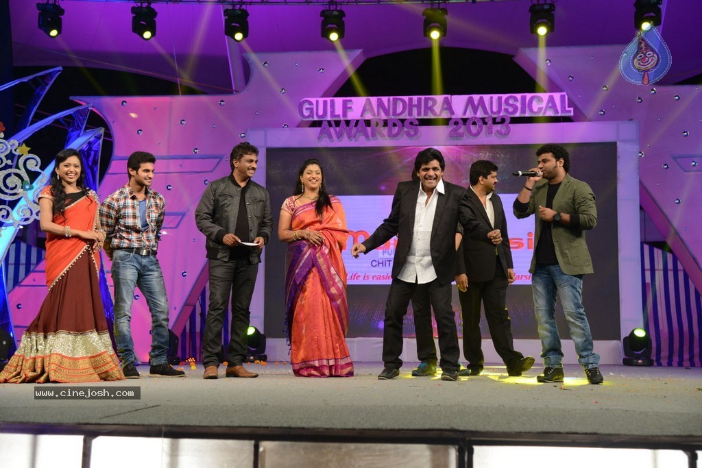 Celebs at Gama Awards 2013 - 109 / 321 photos