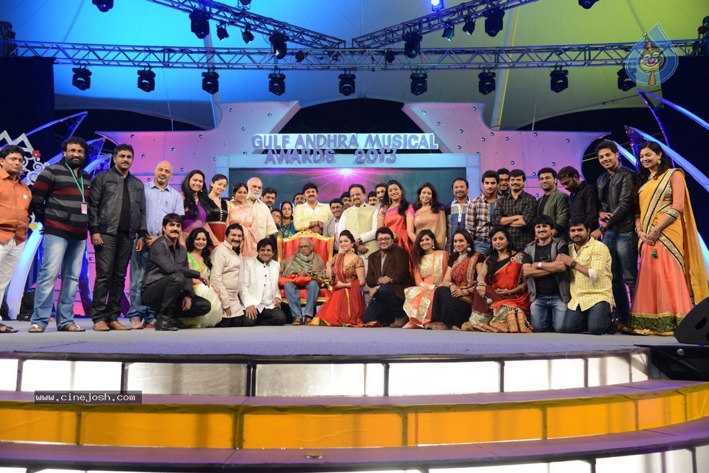 Celebs at Gama Awards 2013 - 127 / 321 photos