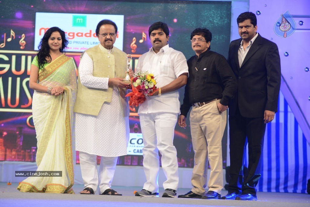 Celebs at Gama Awards 2013 - 132 / 321 photos