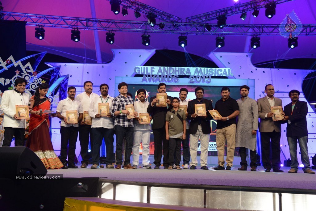 Celebs at Gama Awards 2013 - 136 / 321 photos