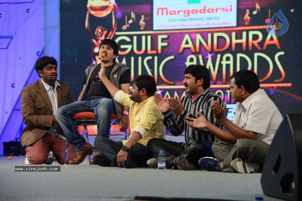 Celebs at Gama Awards 2013 - 231 / 321 photos