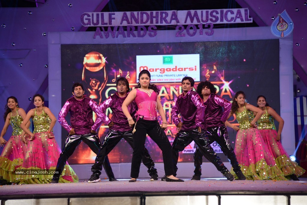 Celebs at Gama Awards 2013 - 237 / 321 photos