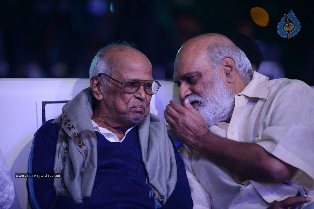 Celebs at Gama Awards 2013 - 291 / 321 photos