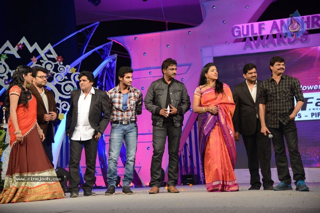 Celebs at Gama Awards 2013 - 295 / 321 photos