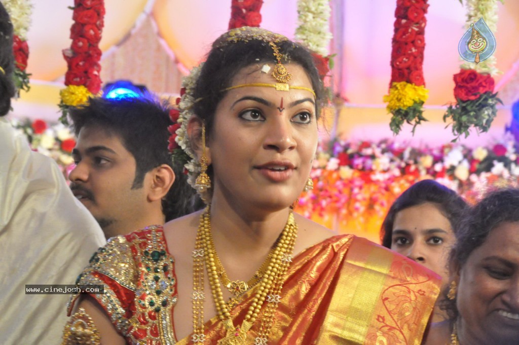 Celebs at Geetha Madhuri Wedding Photos - 91 / 213 photos