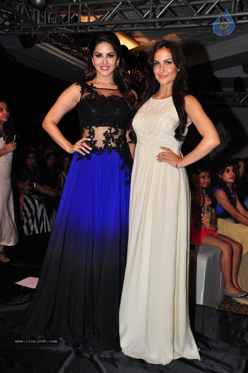 Celebs at Lakme Fahion Week 2015 - 11 / 60 photos