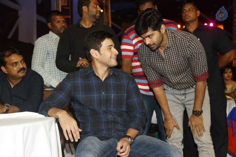 Celebs at Mirchi Music Awards 2014 Photos 2 - 48 / 63 photos