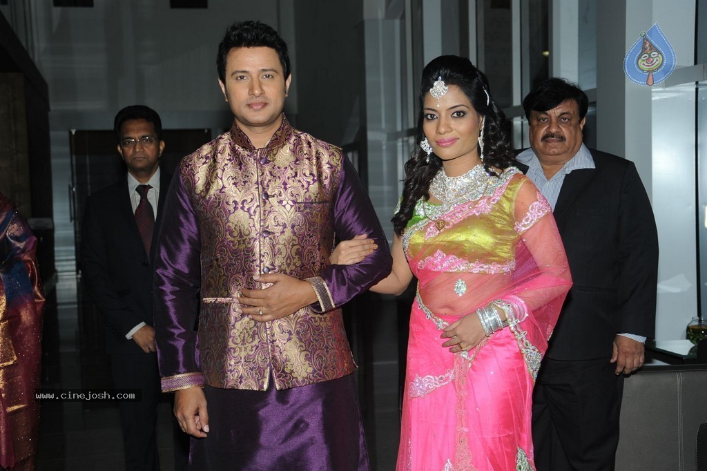 Celebs at Raja Wedding Reception - 115 / 148 photos