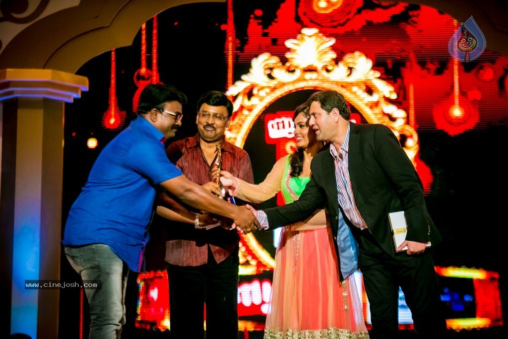 Celebs at SIIMA 2014 - 36 / 431 photos
