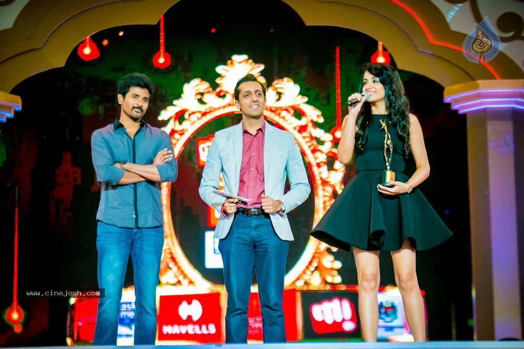 Celebs at SIIMA 2014 - 61 / 431 photos