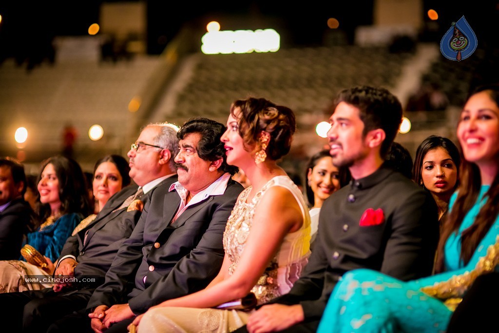 Celebs at SIIMA 2014 - 93 / 431 photos