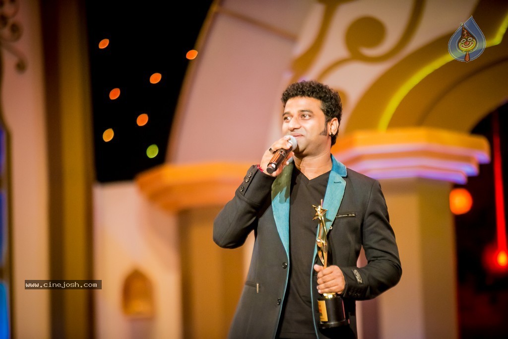 Celebs at SIIMA 2014 - 139 / 431 photos