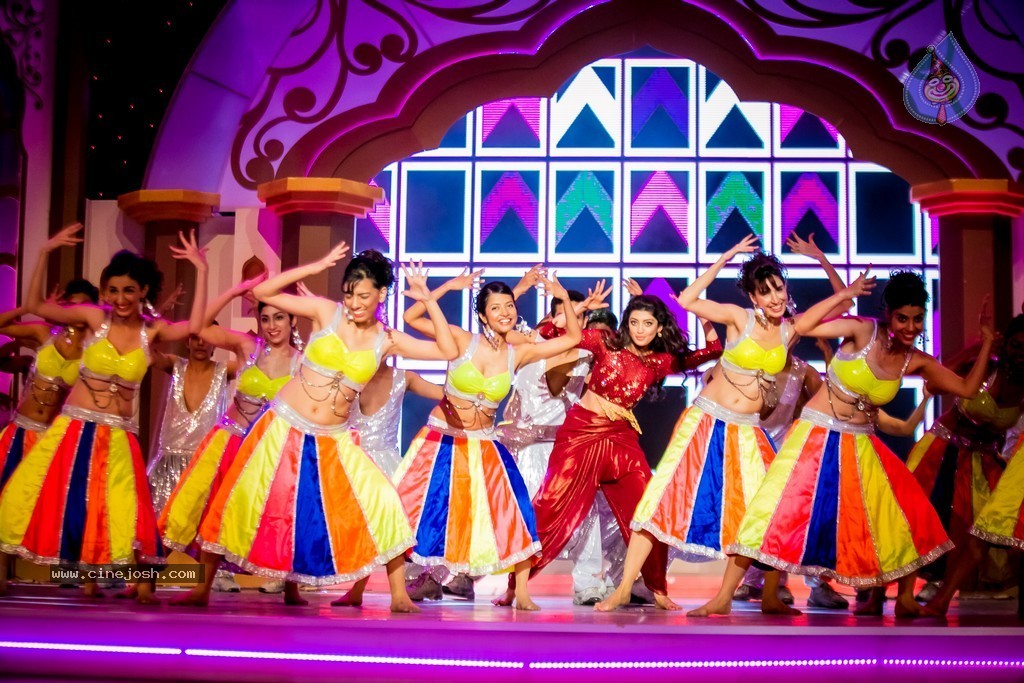 Celebs at SIIMA 2014 - 142 / 431 photos