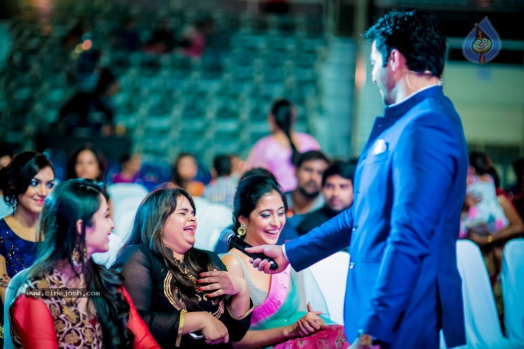 Celebs at SIIMA 2014 - 147 / 431 photos