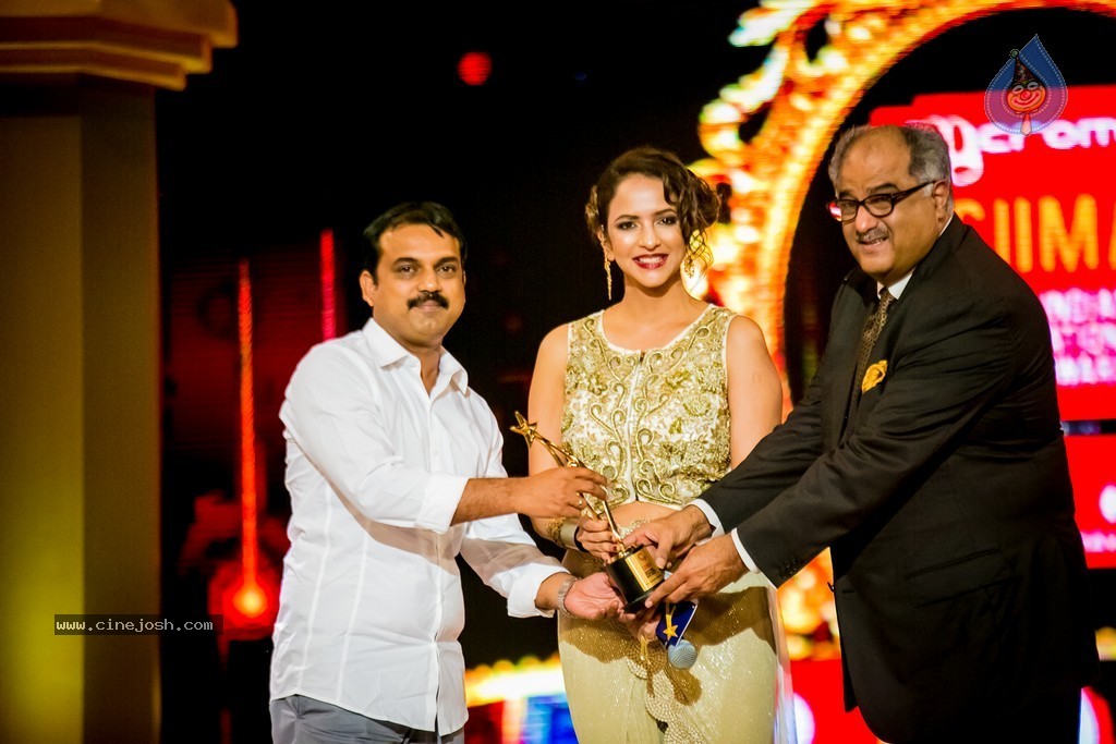 Celebs at SIIMA 2014 - 151 / 431 photos