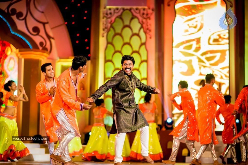 Celebs at SIIMA 2014 - 161 / 431 photos