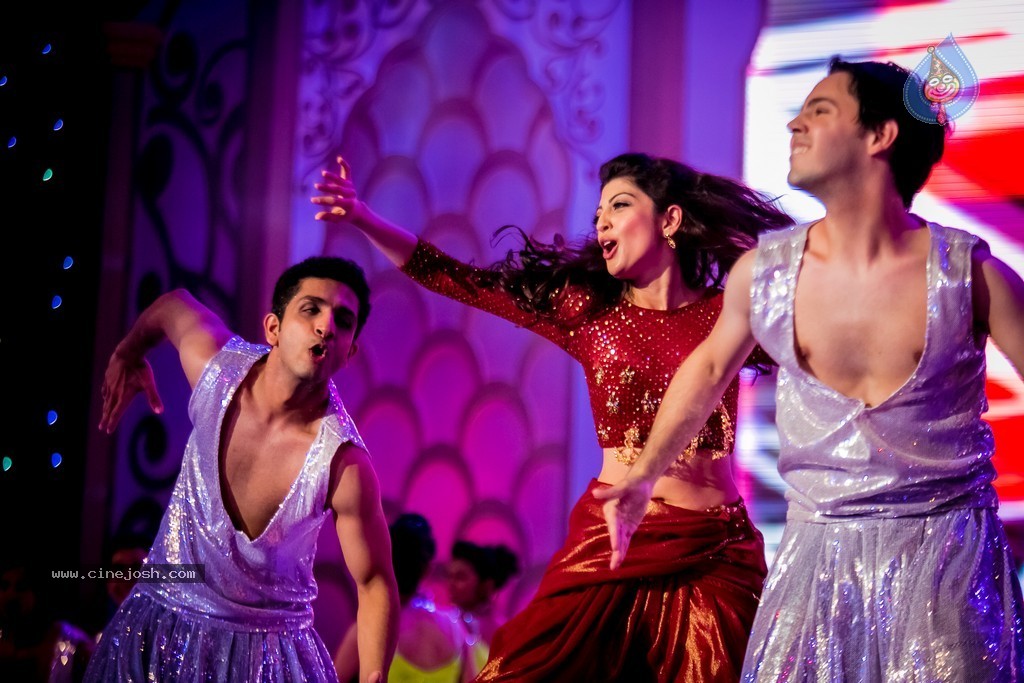 Celebs at SIIMA 2014 - 165 / 431 photos