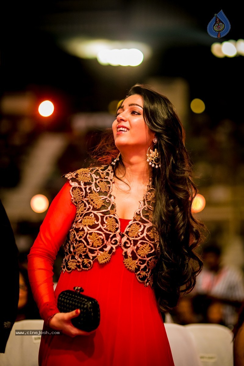 Celebs at SIIMA 2014 - 169 / 431 photos