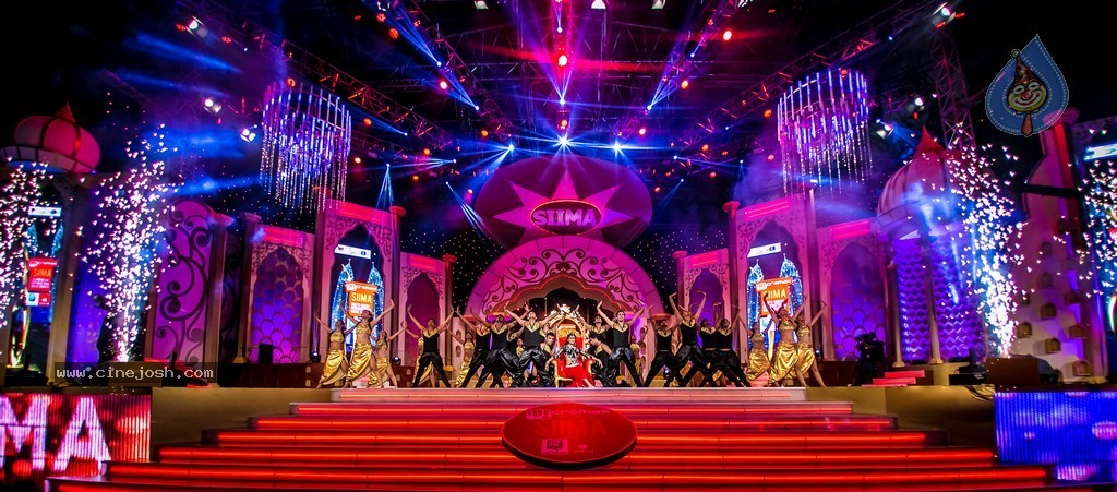 Celebs at SIIMA 2014 - 226 / 431 photos