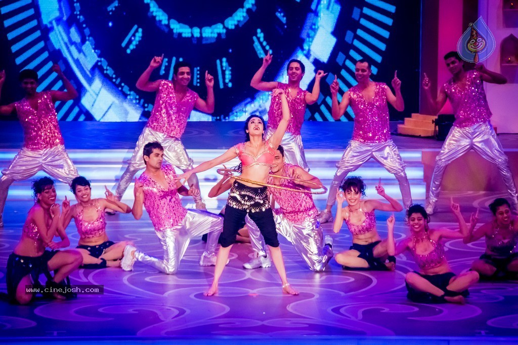 Celebs at SIIMA 2014 - 242 / 431 photos