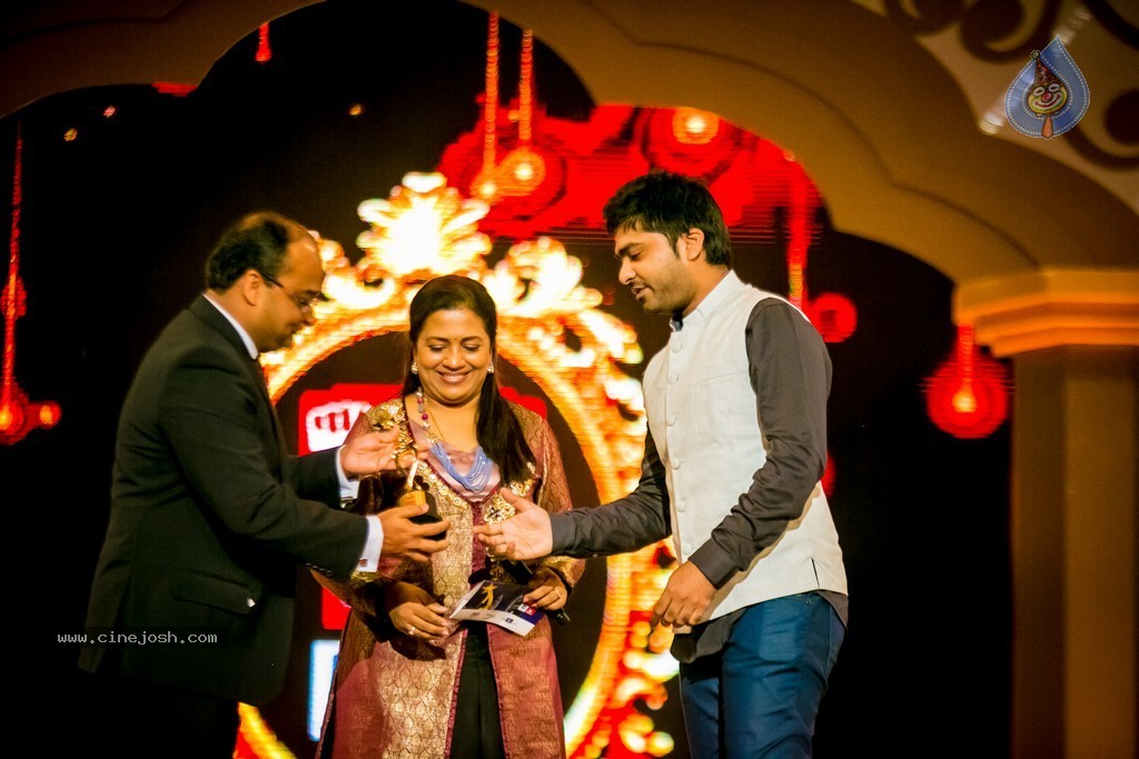 Celebs at SIIMA 2014 - 382 / 431 photos